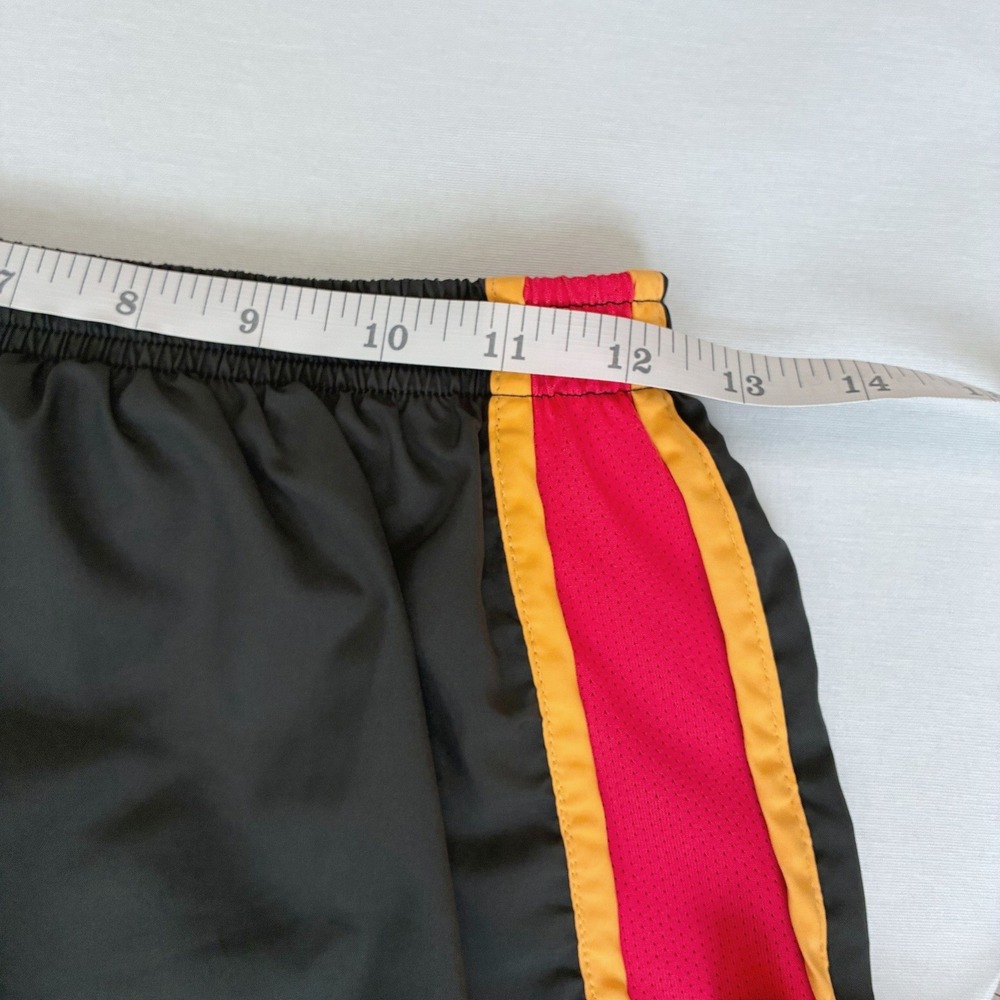 Nike Dri-FIT Tempo Running Shorts Gray Women's Size Small 3 Inch Inseam - Picture 6 of 9